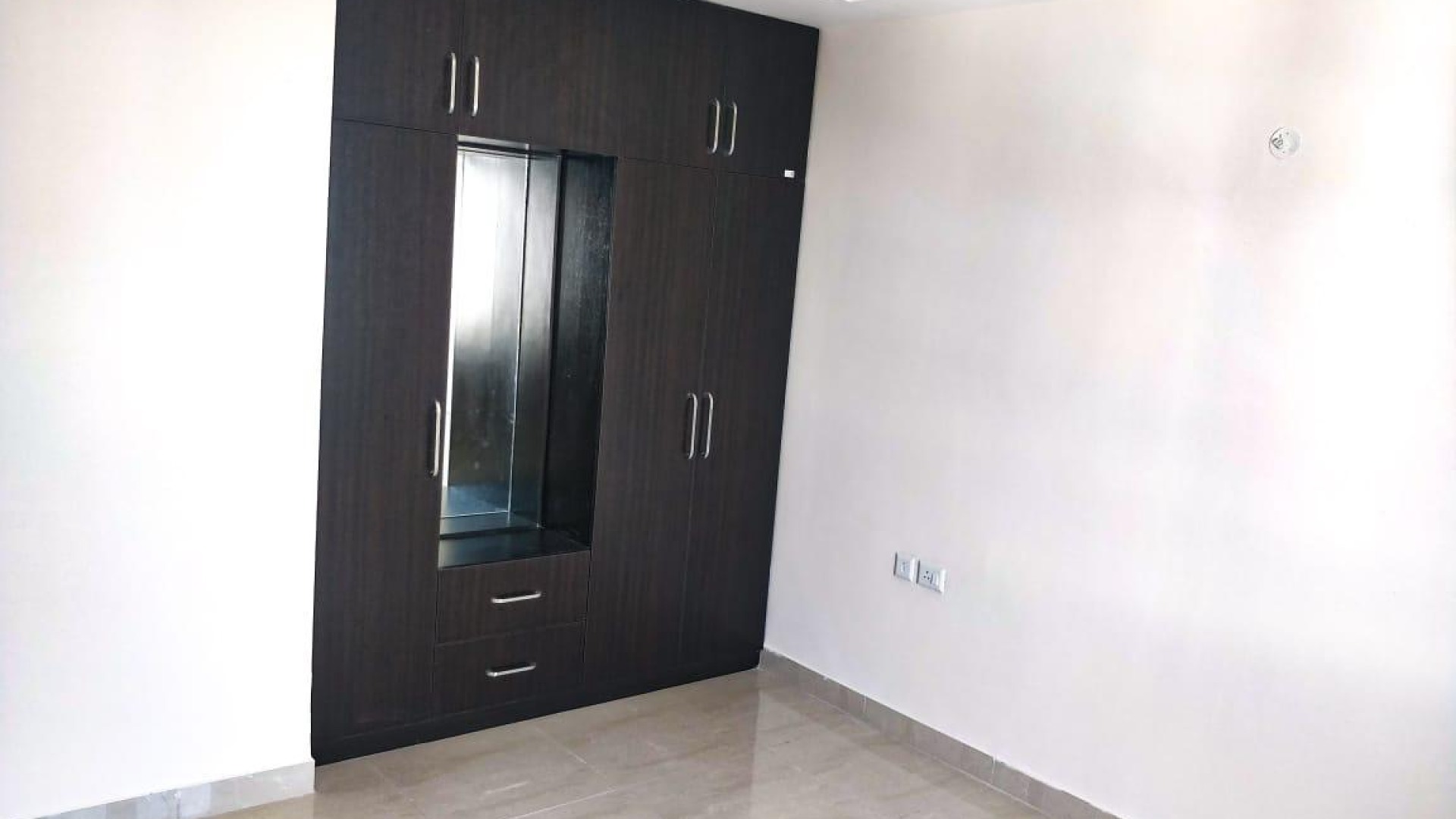 Spacious 3 BHK in Mahindra Asvita